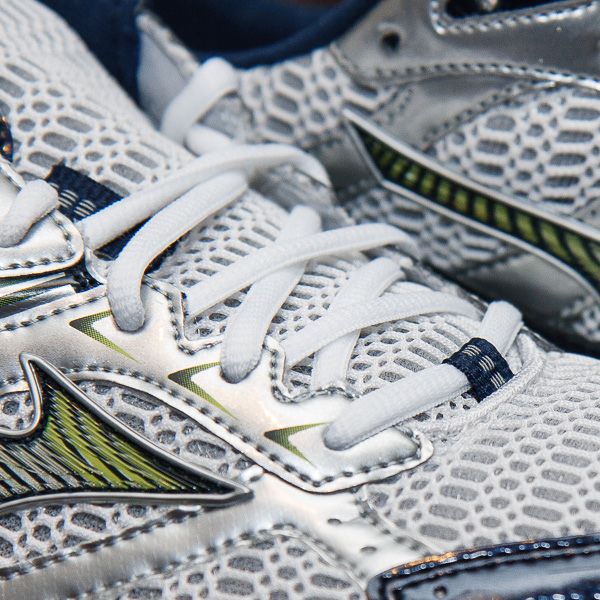 Running shoes